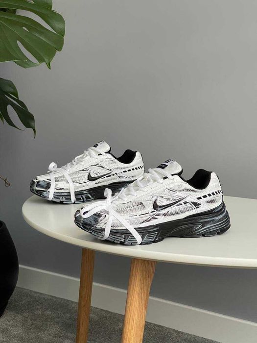 Кросівки Nike Initiator White Black Custom (36-40) жіночі Найк