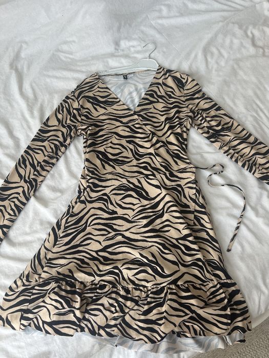 Жіноча сукня в тигровий принт