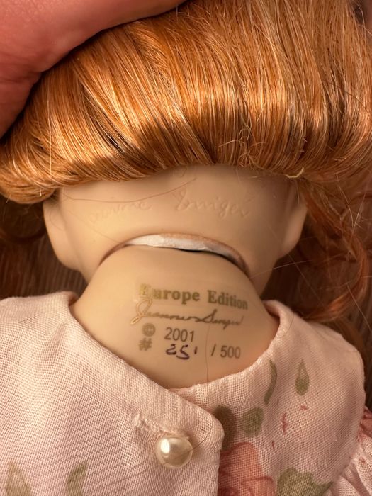 Lalka porcelanowa kolekcjonerska