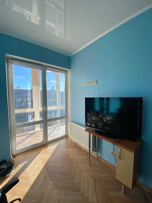 Продаж таунхауса з ремонтом (Перший Парковий) SL