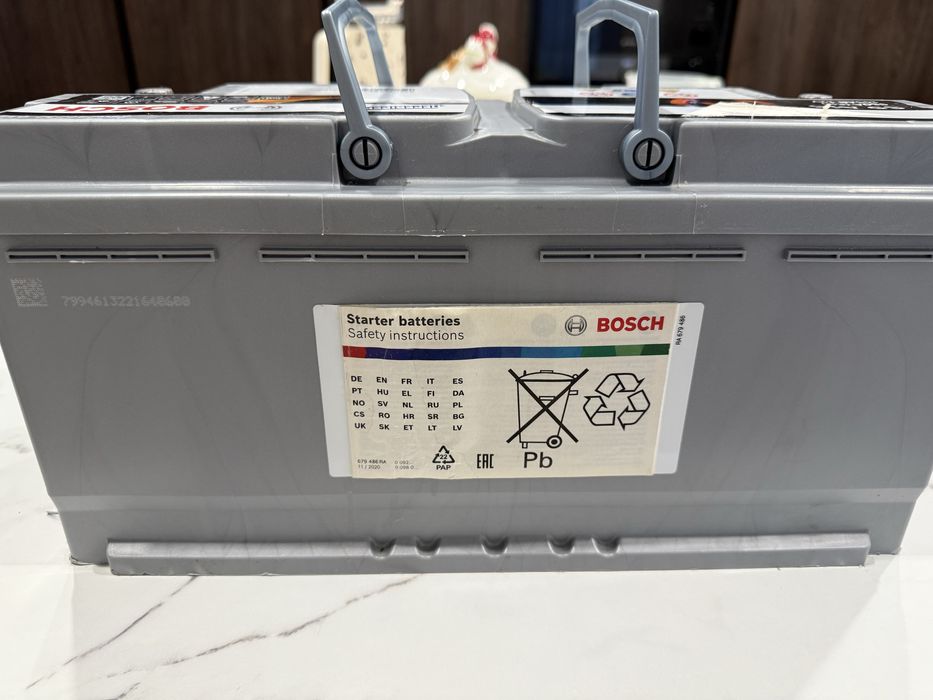 Акумулятор автомобільний Bosch S5 A15 105А 12 B «+» праворуч