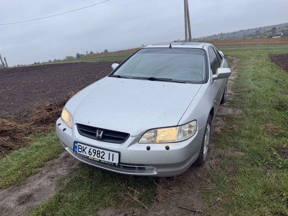 Продам  хонду  акорд АВТОМАТ