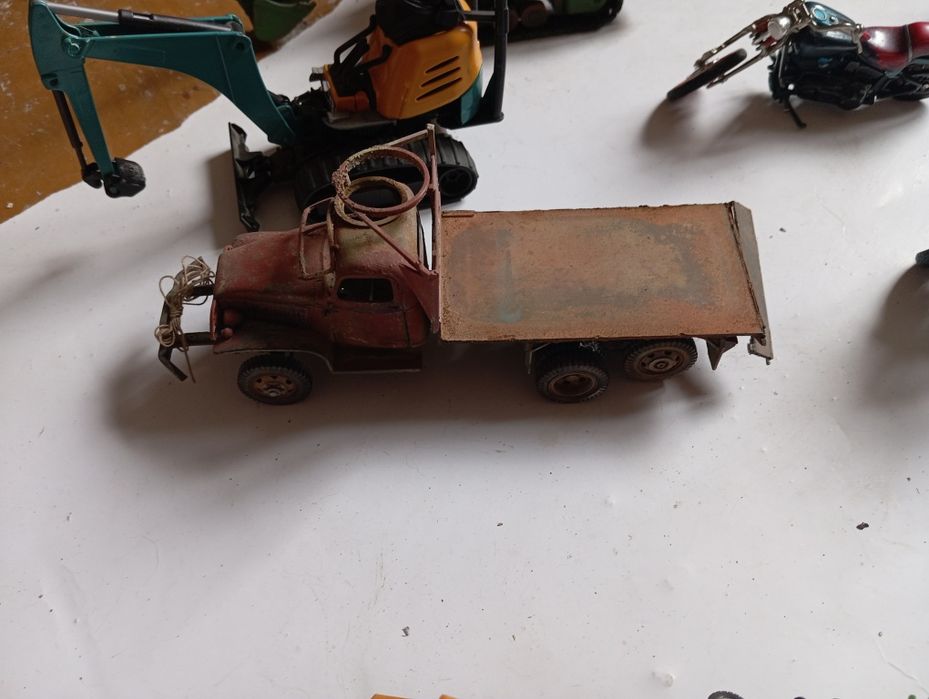 Zabawki złom siku welly matchbox burago