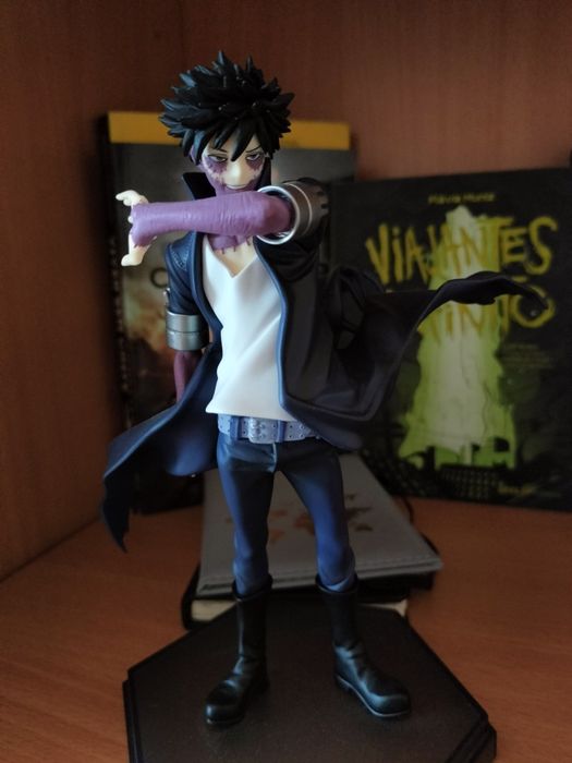 Artion figure do Dabi