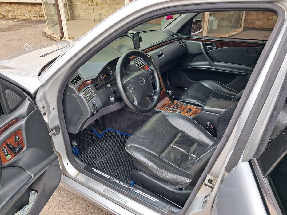 Продам Мерседес w210