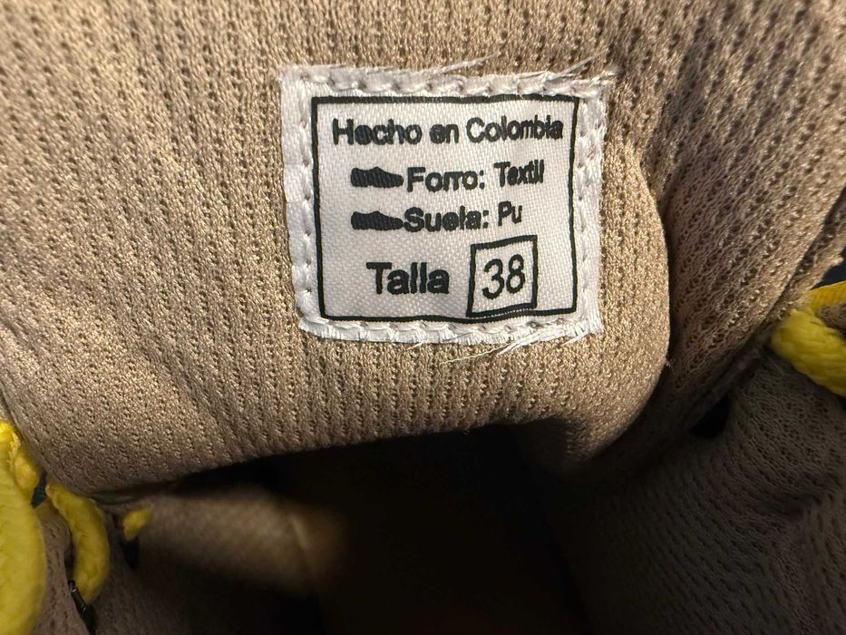 Żółte buty, trzewiki sznurowane, trapery z Kolumbii, rozm. 38