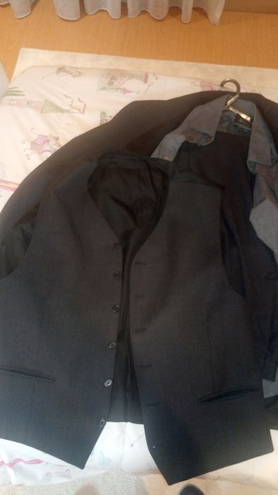 Fato completo com colete