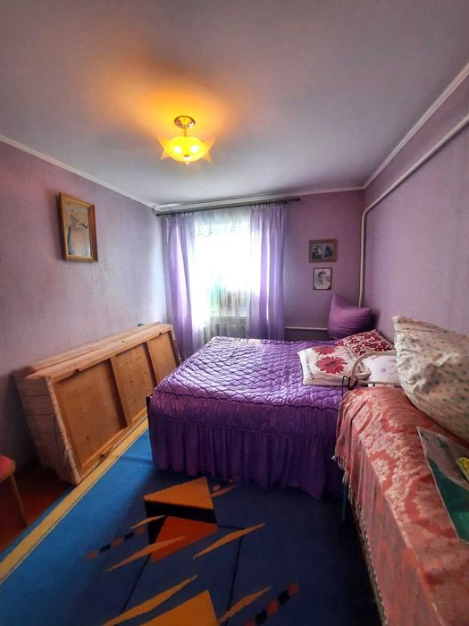Продаж цегляного котеджу в с. Лазарівка