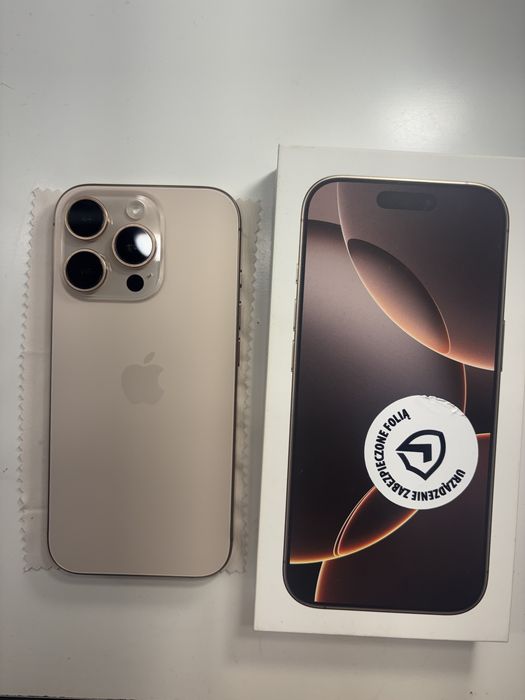 Iphone 16 pro 256gb pustynny tytan