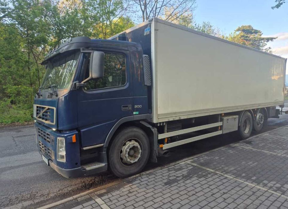 Izoterma Volvo FM9