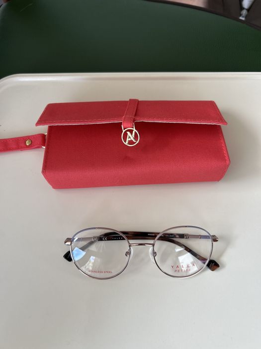 Oculos Yalea armacao nova