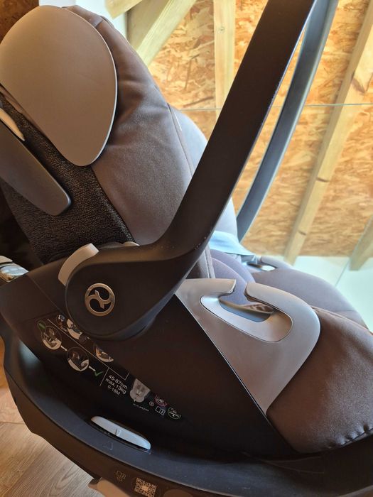 Pack Carrinho Cybex BALIOS, Ovo Cloud Z e Isofix