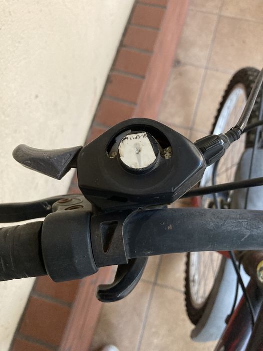 Rower miejski bordowy