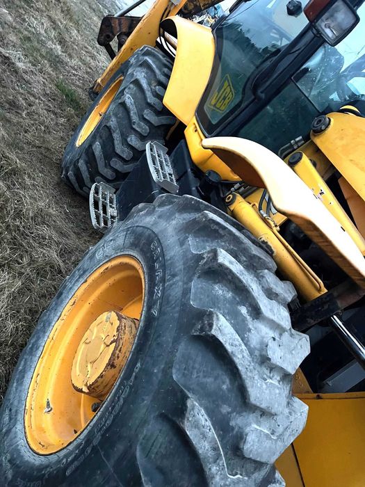 JCB 4CX,  2003 R Full opcja teleskop, krokodyl, widły