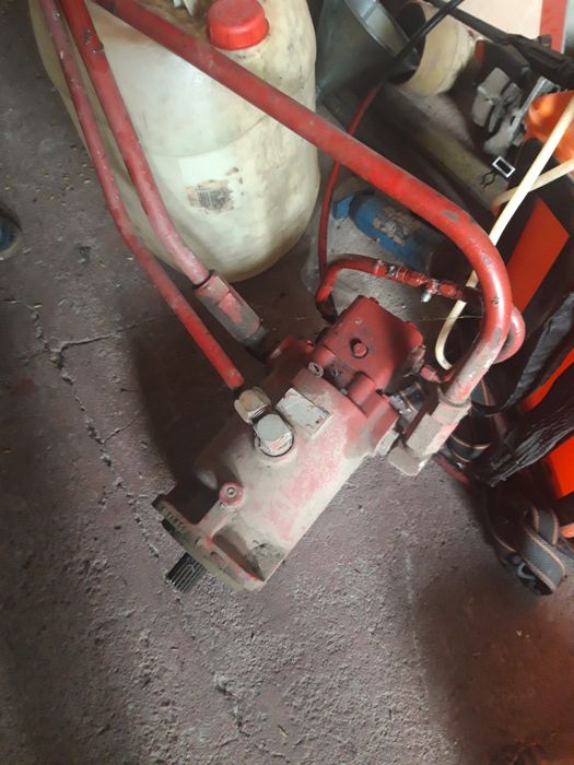1620 pompa hydrauliczna 1420 kombajn 1440 case 1460, 1480 seria 1640