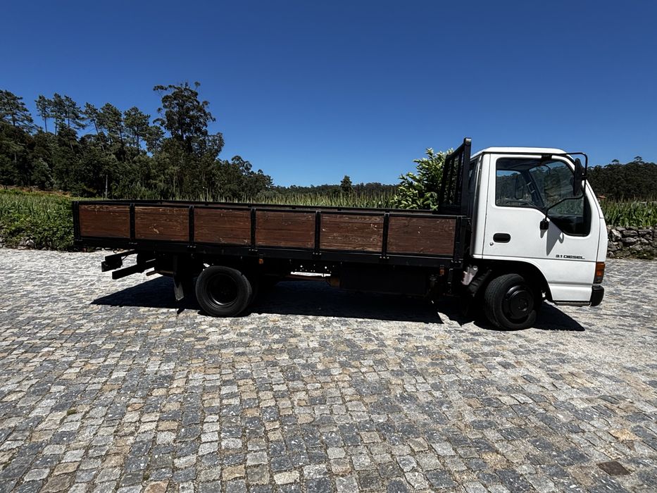 Vendo ISUZU NKR 3.1D