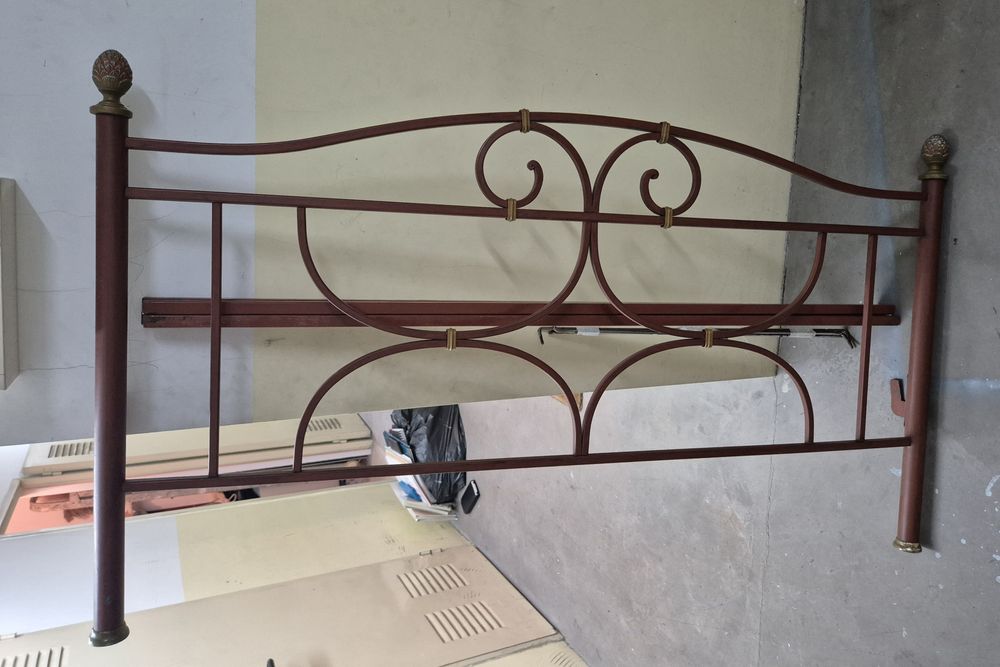 Cama de casal ferro
