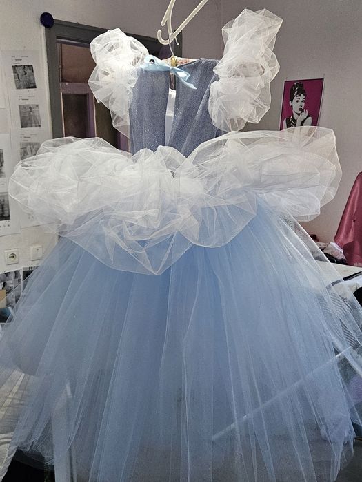 Сукня на дівчинку 5-6 рокiв золушка блакитне голубе