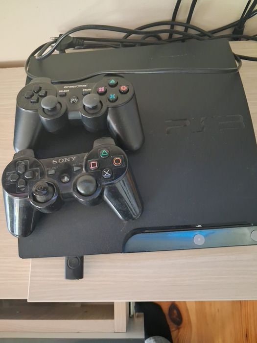 Sprzedam konsole PS 3 slim