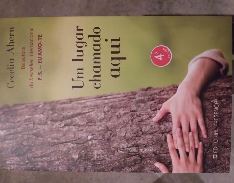 Um Lugar Chamado Aqui - Cecelia Ahern