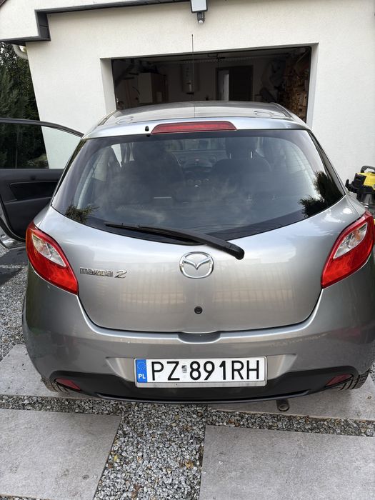 Mazda 2 2011 rok