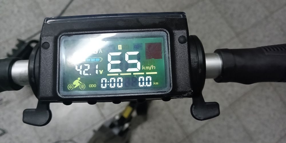 Trotinete elétrica Urban Glide - usada