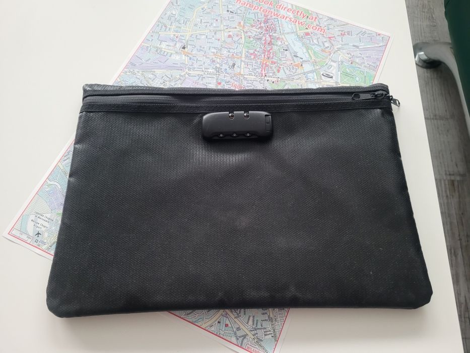 Torba na laptop z szyfrem