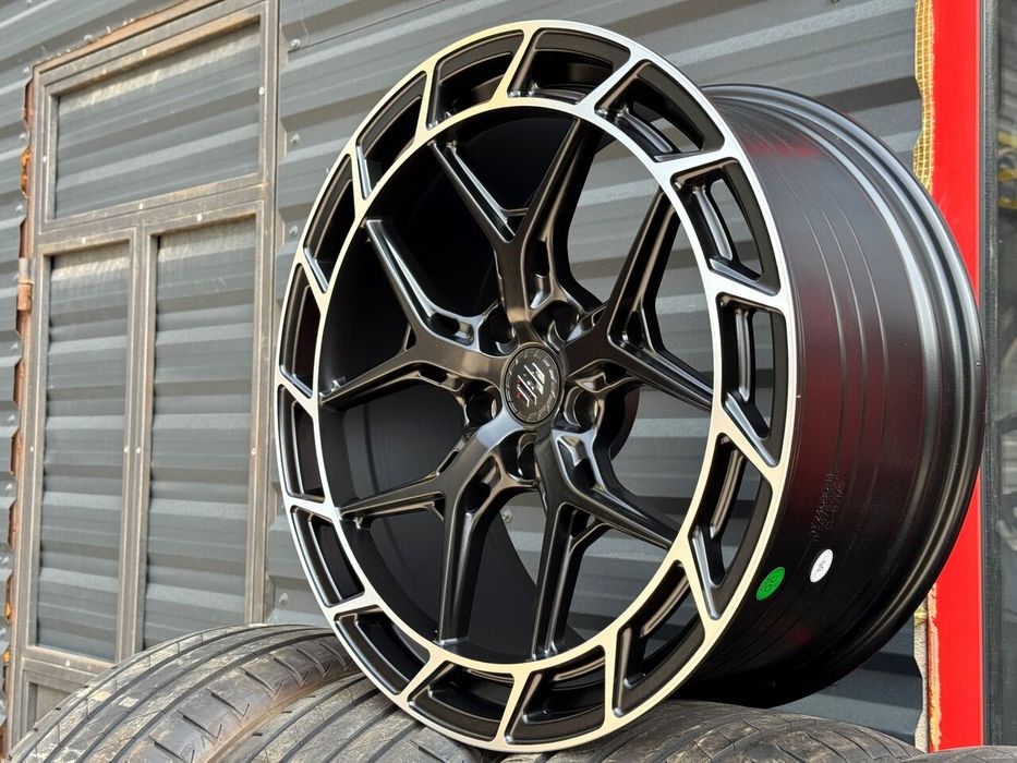 Різнноширокі R20 5x120 BMW F10 F11 F12 F13 F01 F07 F30 F32 F34 F25 X3