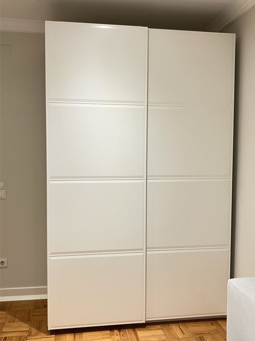 Roupeiro PAX 150x286