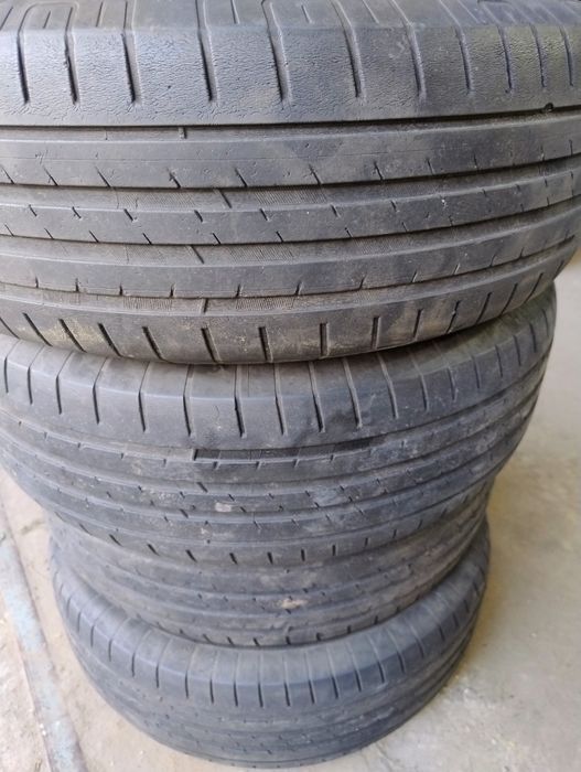 Продам комплект резины R16