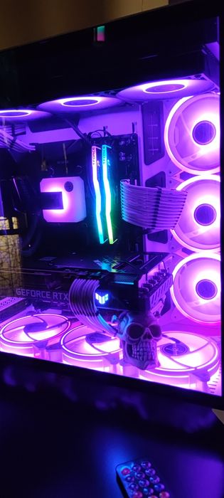 PC / ASUS 3080 TUF + Ryzen 5800X + 32gb DDR4 + WC EKWB 36064584985413377124