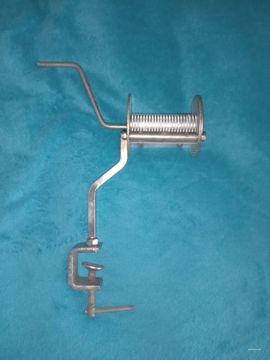 Sprzedam maszynkę do robienia makaronu