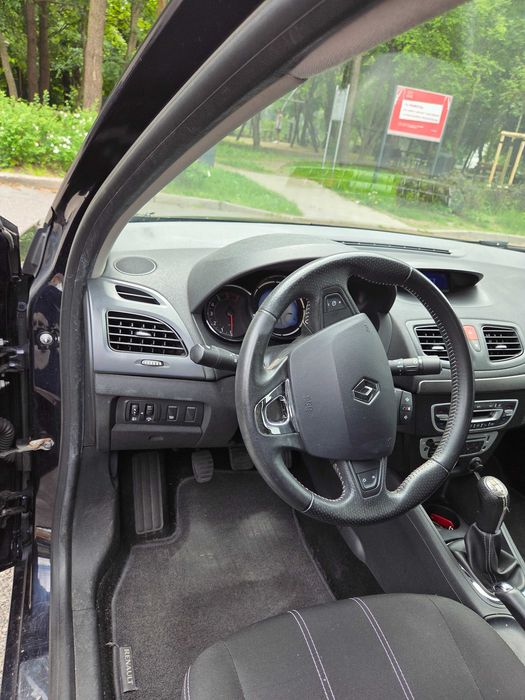 Samochod Renault Fluence