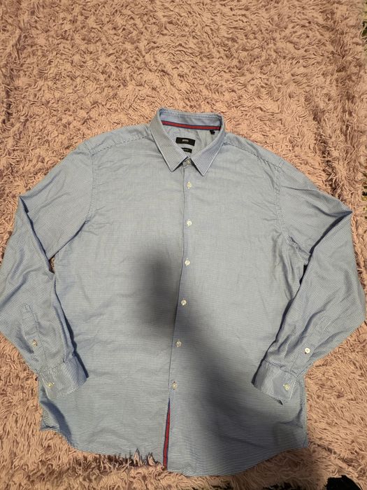 Продам  чоловічу сорочку оригінальну Hugo Boss p. 2xL