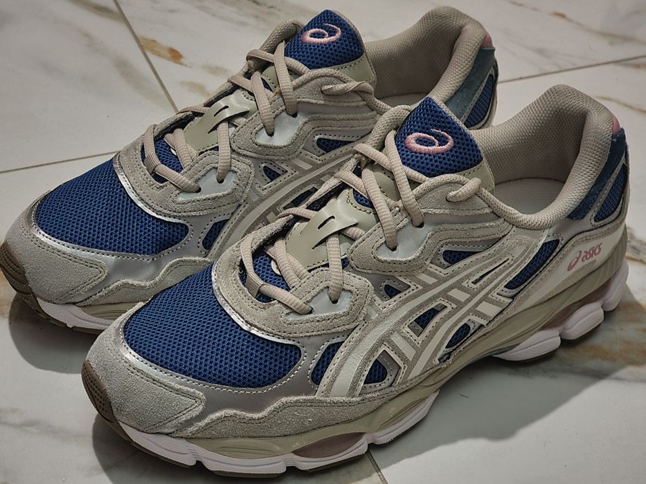 Оригінал 100% кросівки Asics Nyc   EURO 46.5