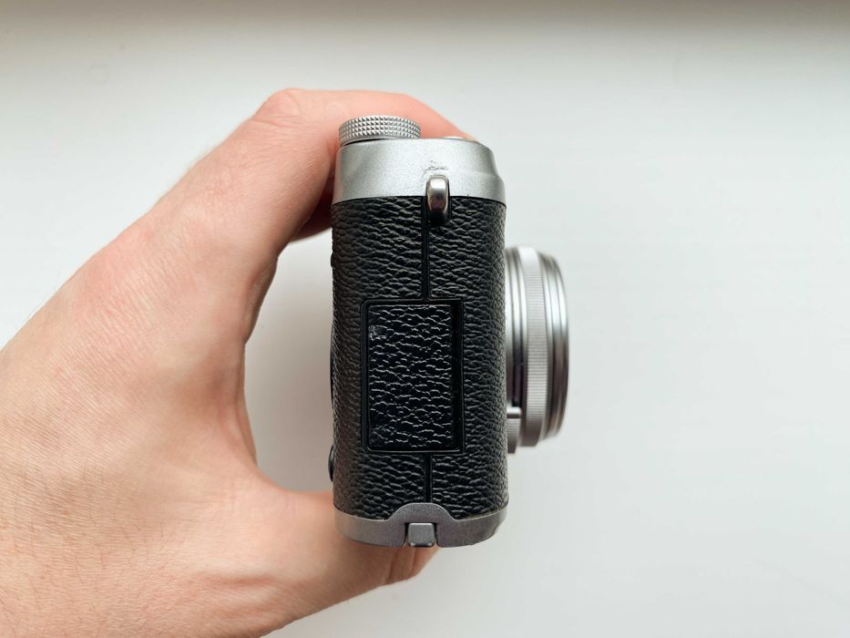 fujifilm x100 - купити фототехніку, відеотехніку - Ціна на OLX.ua