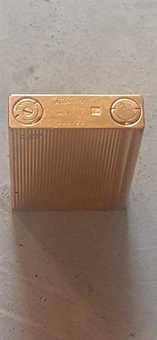 Isqueiro S.T. Dupont