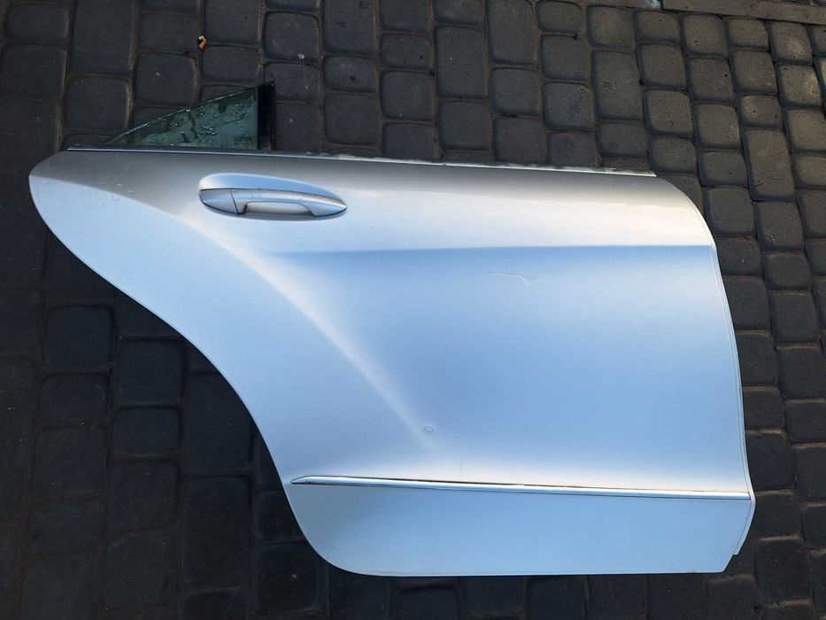 Drzwi Prawe Tył Tylne Bez Malowania Kolor 775 Mercedes CLS W218 C218