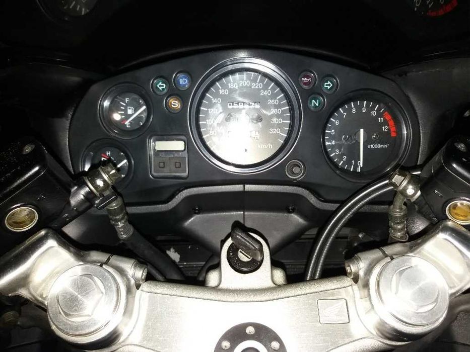 Peças Honda CBR1100XX