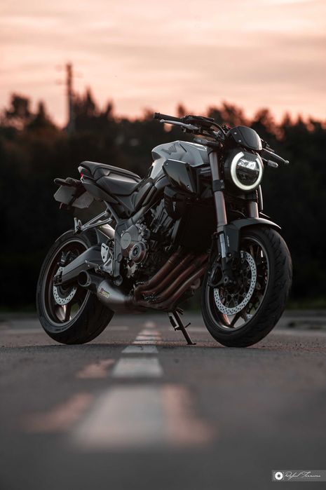 Honda CB650R | **AKRAPOVIC AVERBADO NO LIVRETE** | Full Extras | Impecável