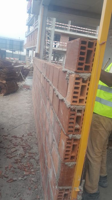 Construtora e remodelação em geral edifícios residenciais, sua repara