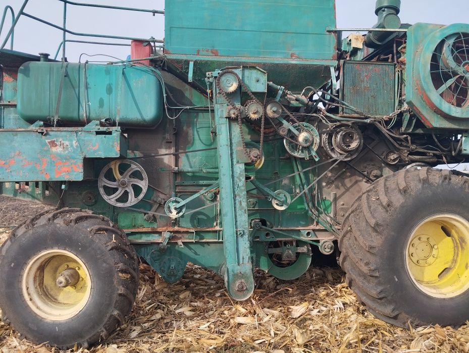 Продам комбайн дон 1500А