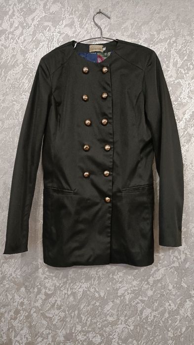 Піджак жіночий чорний