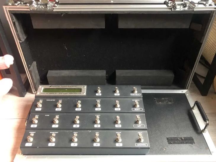Fractal Audio MFC-101 Mark III  +Hardcase