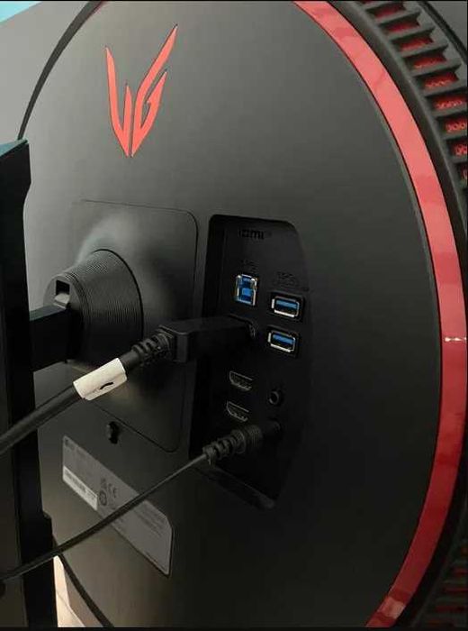 PC Gaming Ryzen 7 5700X3D + RX 7800 XT + LG Monitor 1440p 165Hz