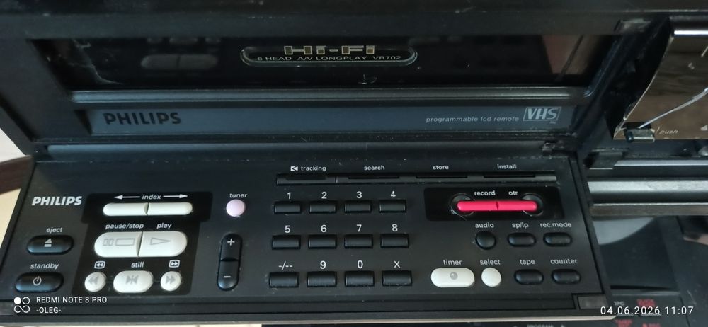 Продам два відеомагнітофони формату VHS