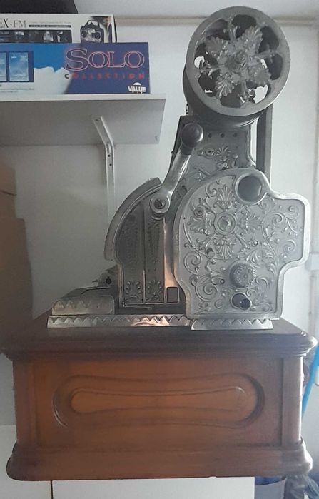 Caixa registadora NATIONAL 4 gavetas