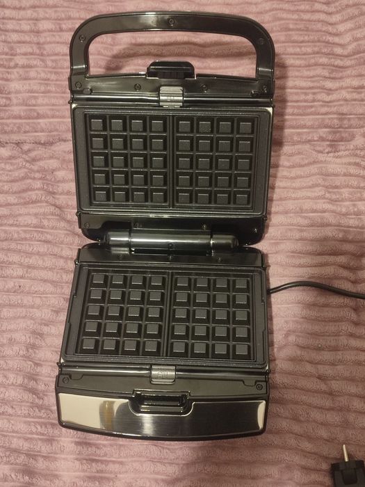 Продам сендвічниця tefal (sw854d16)