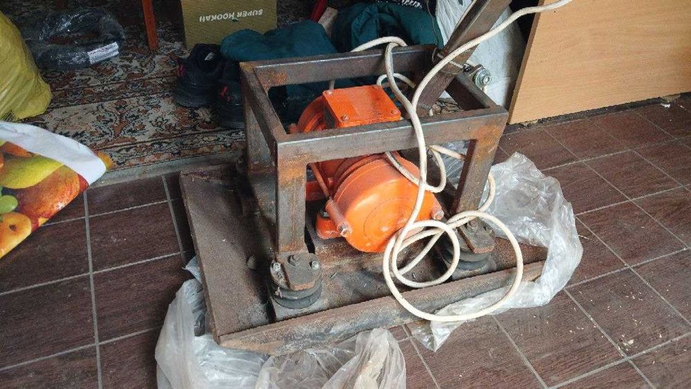 Электрическая виброплита самодельная