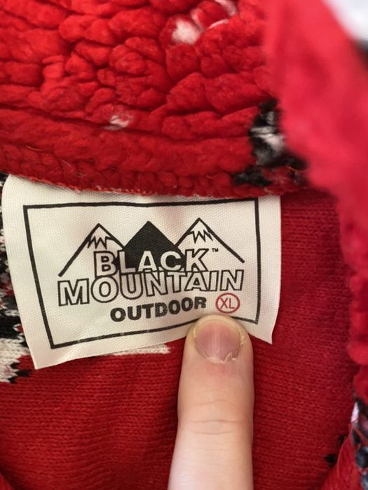 Sweterek świąteczny  Black Mountain